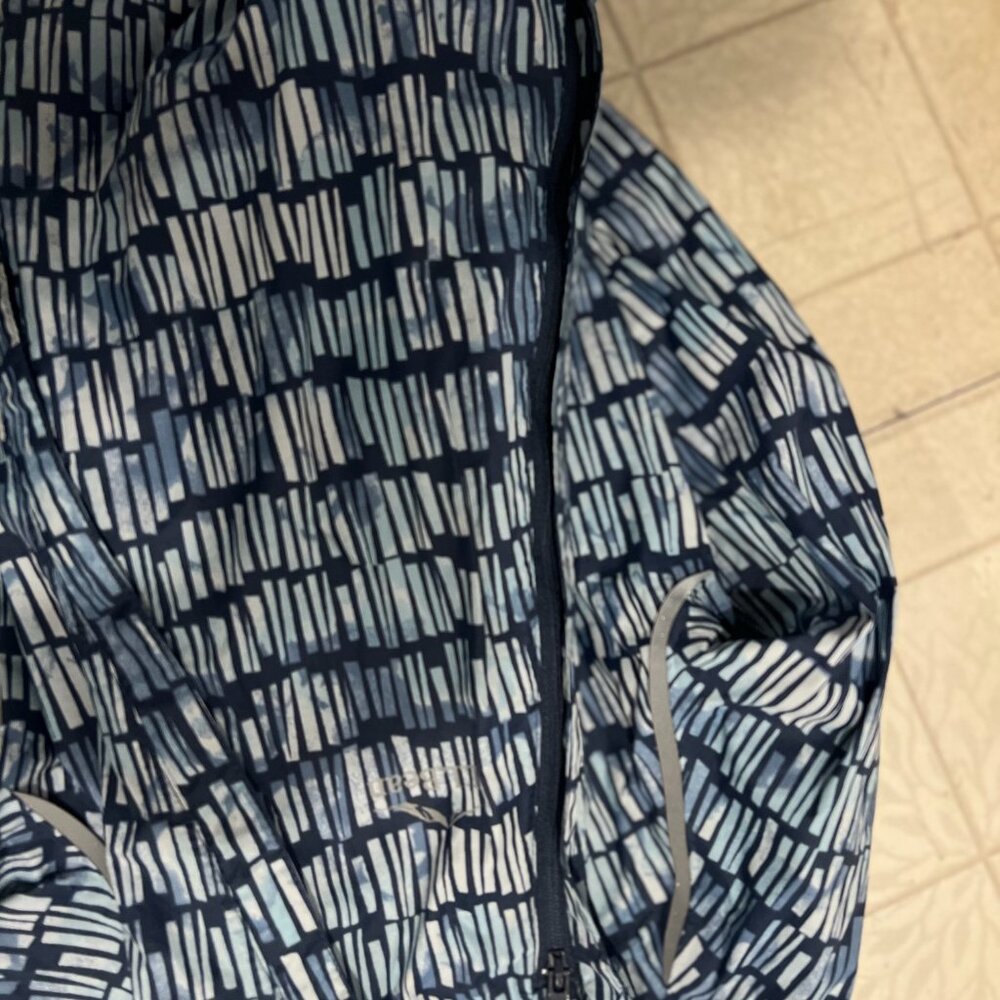 3T rain bunting suit, Blue small stripe design, LL Bean - Picture 4 of 5